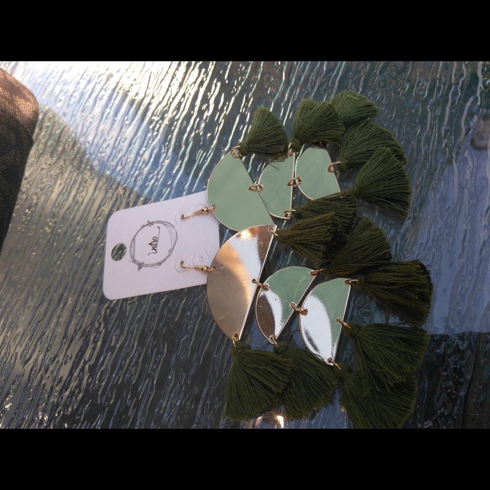 New - Picture 6 of 6